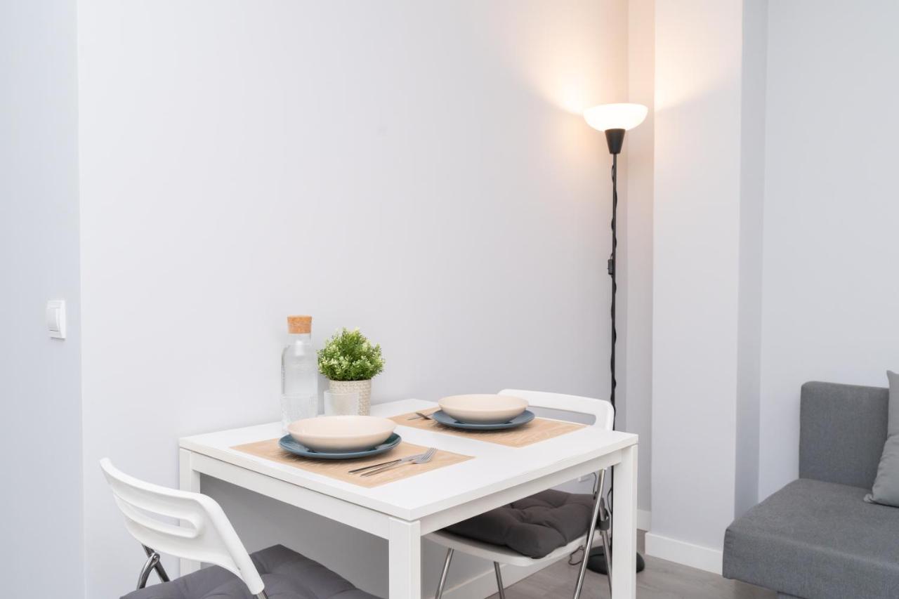 Apartment Modern Minimalist 1-bedroom In The Center