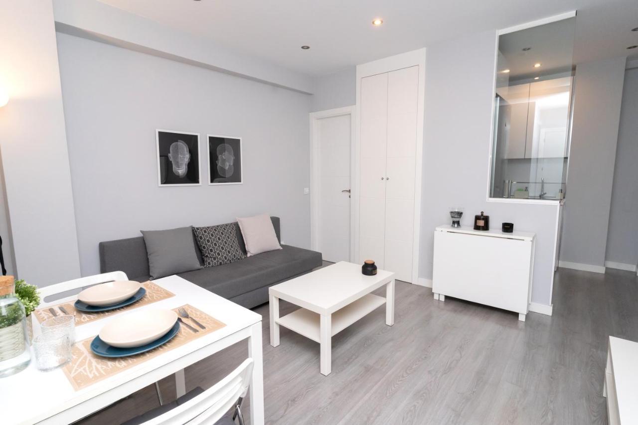 Apartment Modern Minimalist 1-bedroom In The Center Madrid